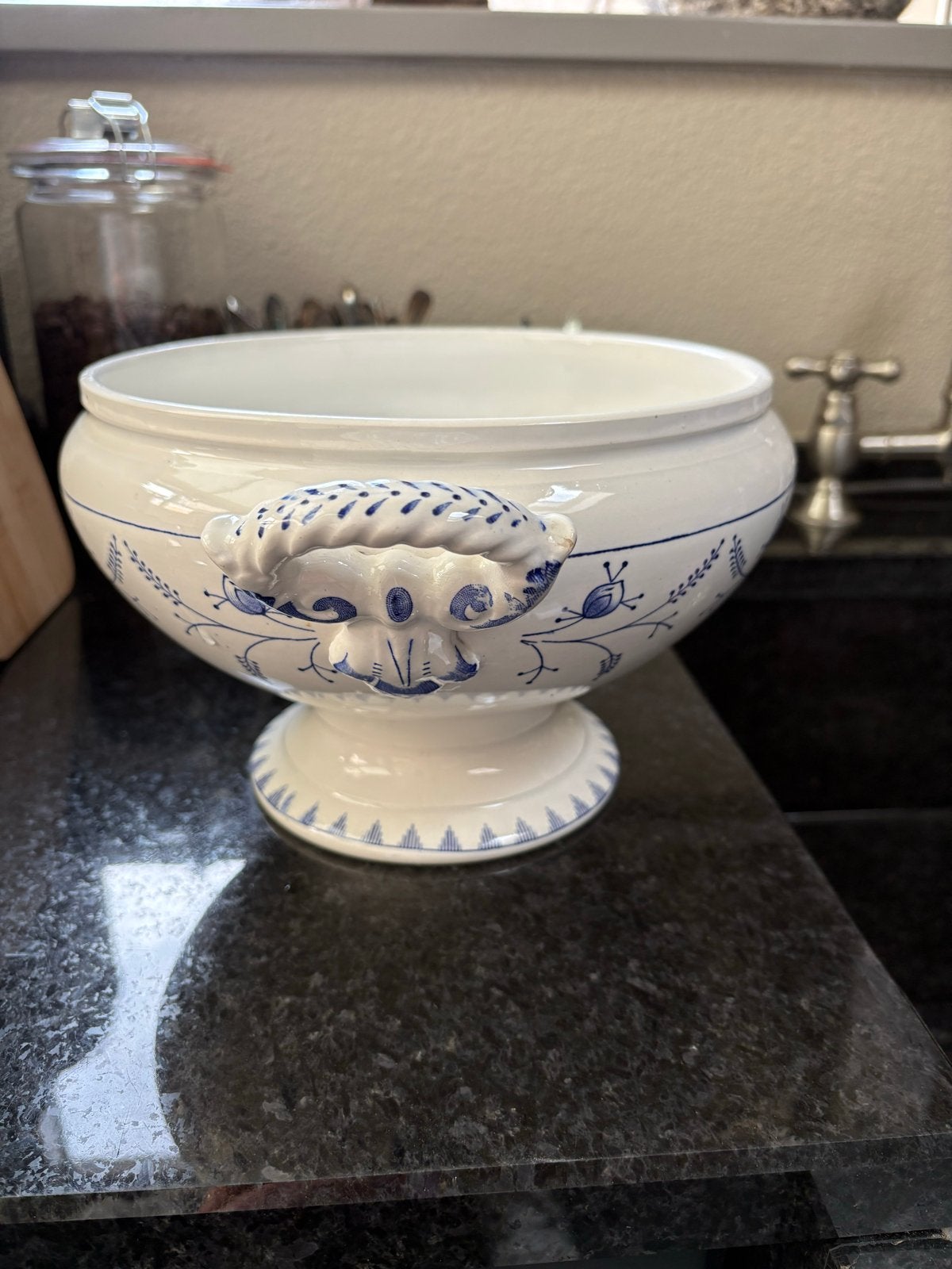 Antieke Terrine Blauw-Wit - Boch La Louviere Meissen Stijl, Ophalen of Verzenden