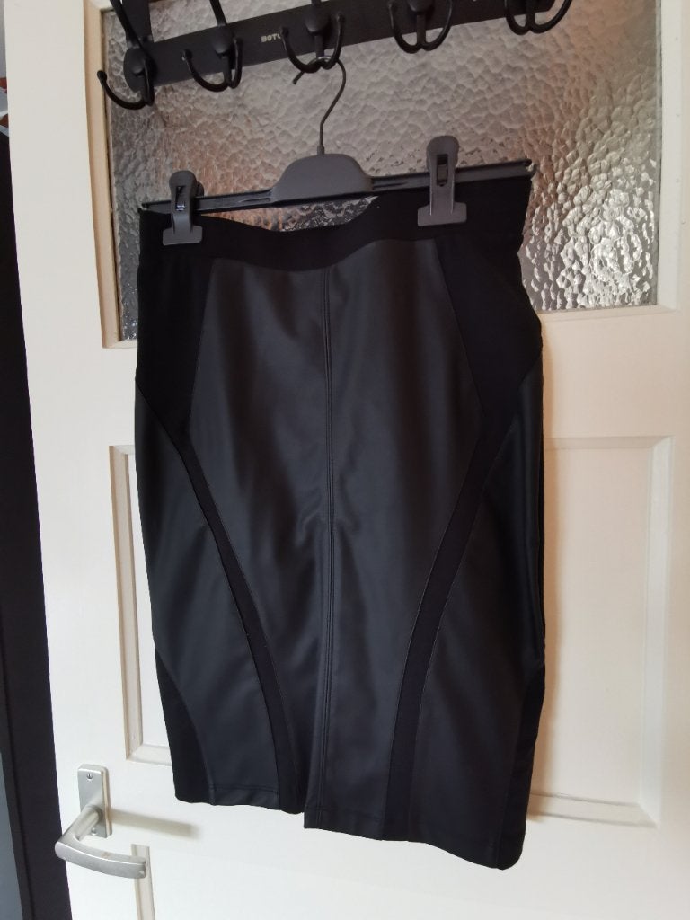 Mooie Italiaanse merkkleren, Maat 38/40 (M), Overige kleuren, Nieuw, Ophalen of Verzenden