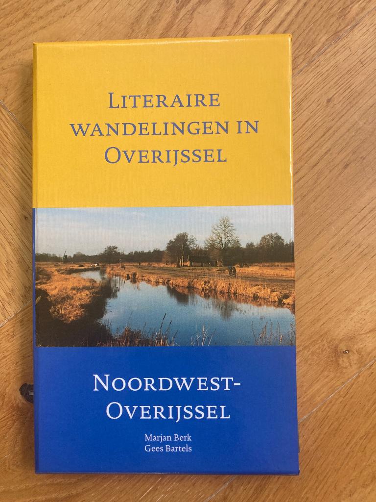 Literaire wandelingen in Overijssel, Boeken, Reisgidsen, Overige merken, Fiets- of Wandelgids, Ophalen of Verzenden, Zo goed als nieuw