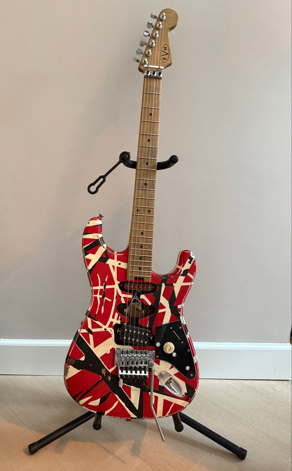 EVH Frankie Striped MN Relic R/W/B, Ophalen, Zo goed als nieuw, Solid body, Overige merken