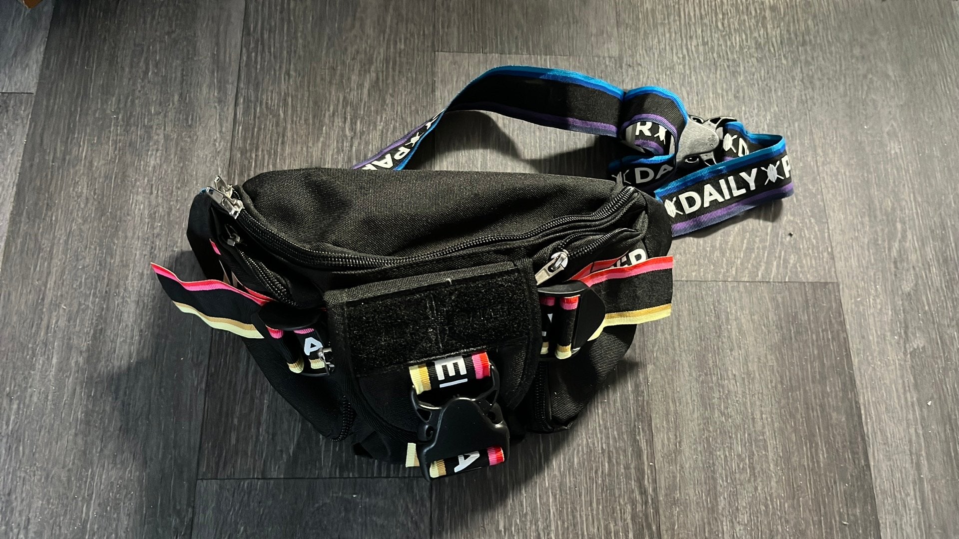 Daily Paper Sling Bag, Ophalen, Zo goed als nieuw, Zwart