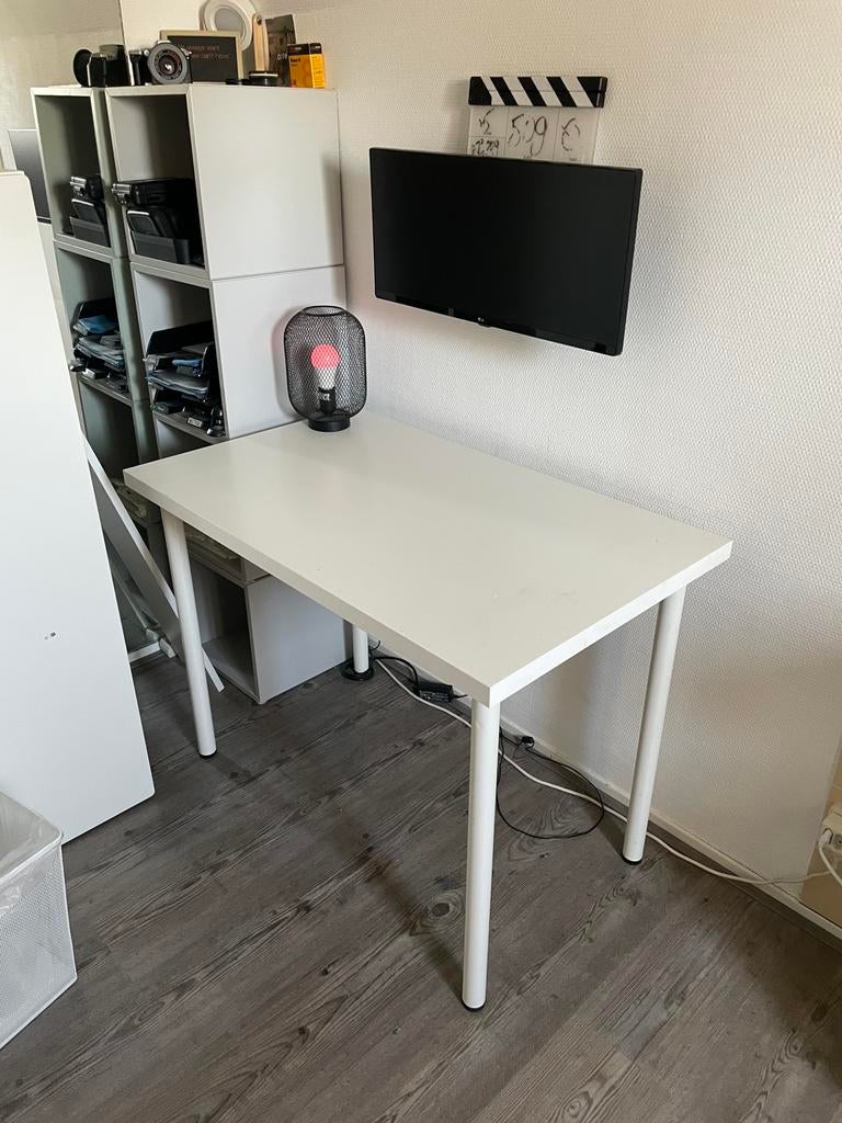 Ikea Linnmon / Adils bureau, Ophalen, Zo goed als nieuw