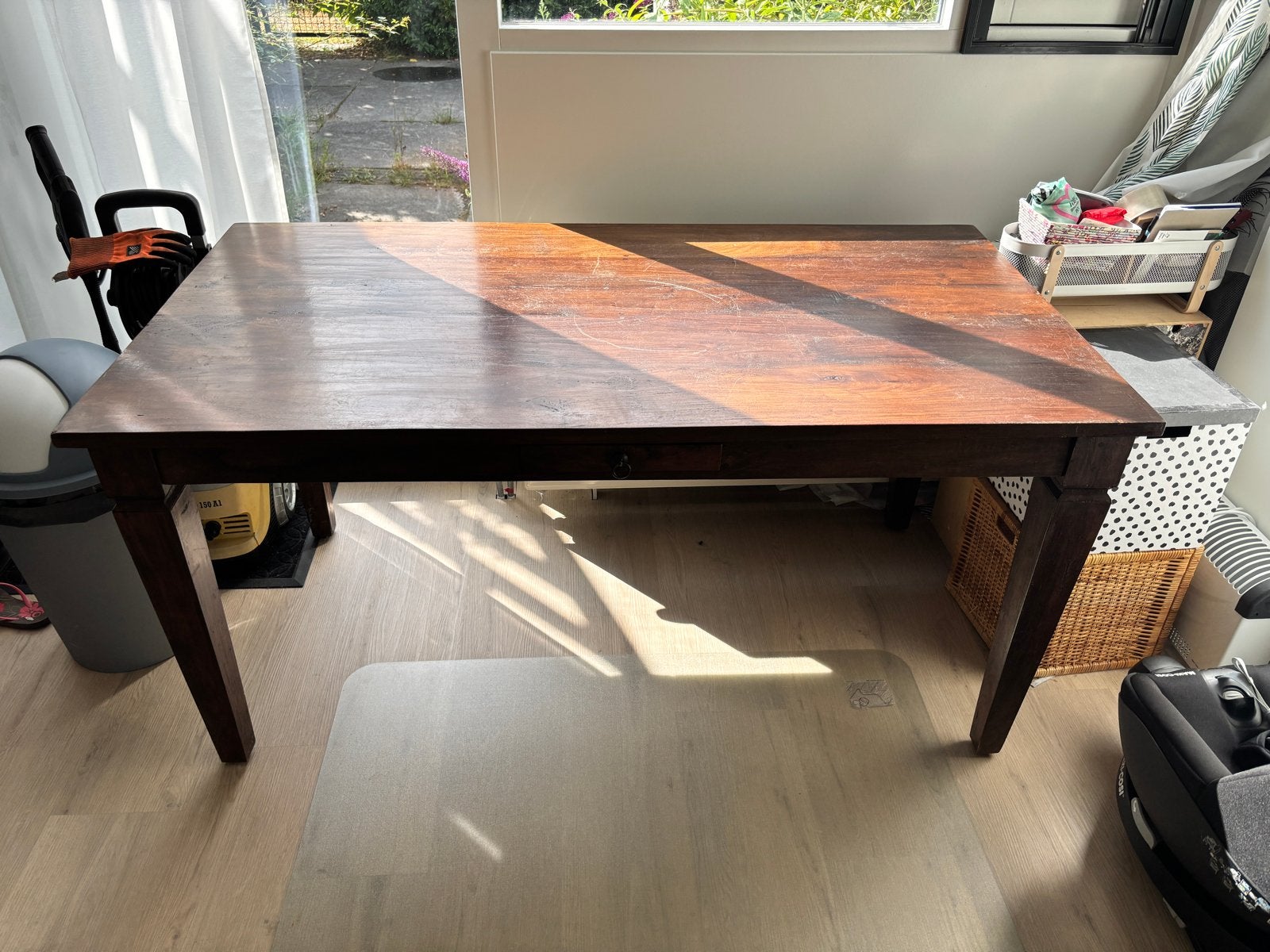 Massief houten eettafel met lade, Ophalen