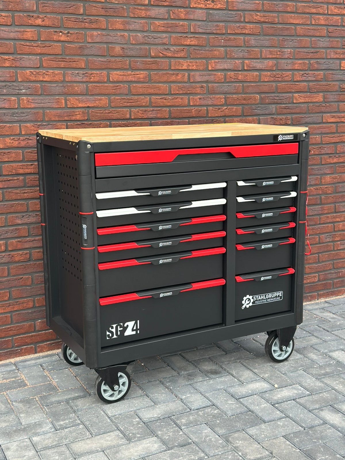 Gereedschapswagen STAHLGRUPPE SG24 / Nieuw, Ophalen, Nieuw