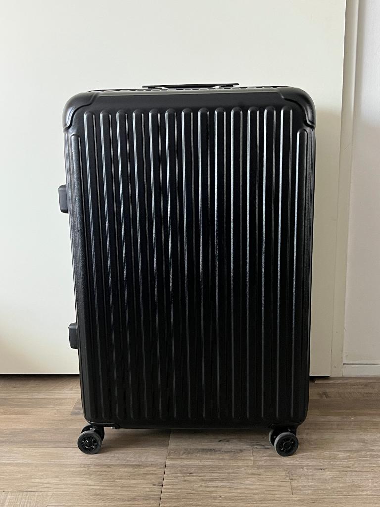 GINZA KAREN Japanse koffer NIEUW 70x50x30, Wieltjes, Hard kunststof, Nieuw, Minder dan 50 cm
