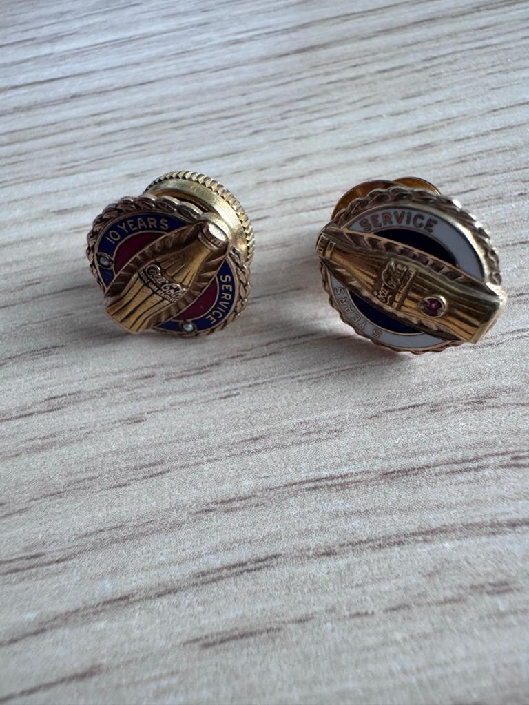 Vintage Coca-Cola Service Spelden - 5 & 10 Jaar, Verzamelen, Ophalen of Verzenden, Zo goed als nieuw