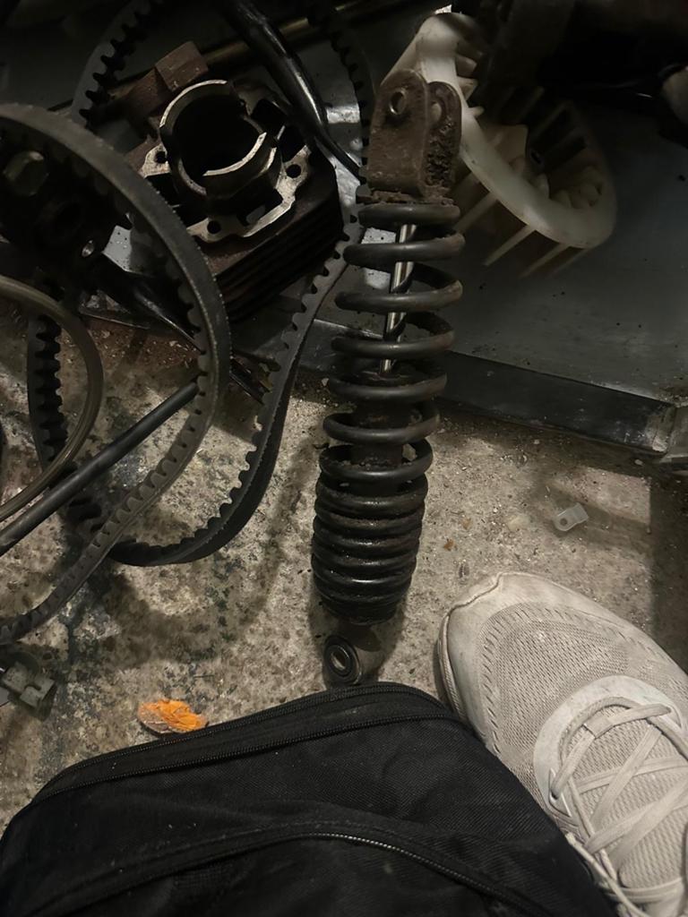Scooter onderdelen: motorblok, wielen, uitlaat, schokbreker, Ophalen of Verzenden, Gebruikt, Overige typen, Overige merken