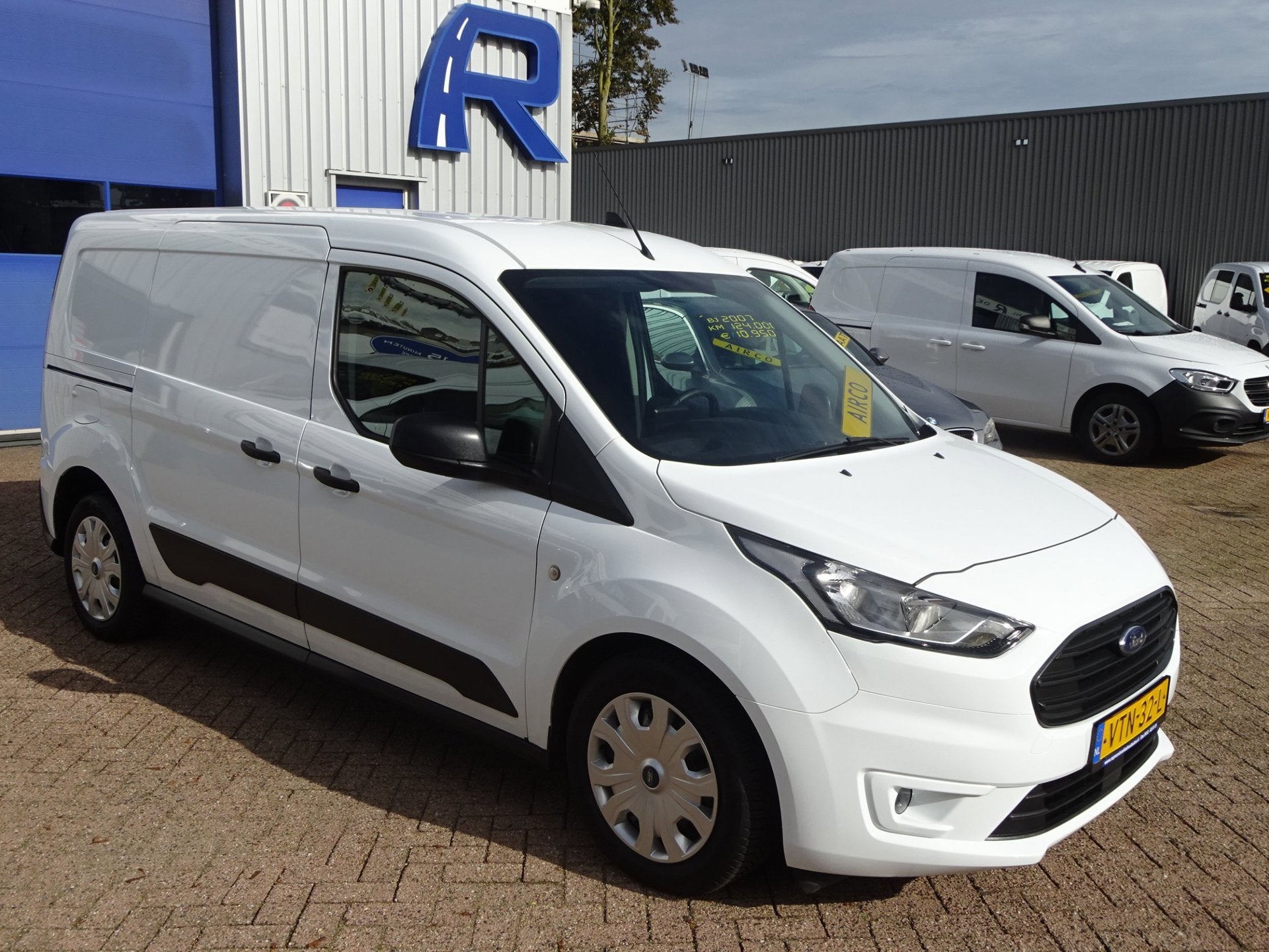 Ford Transit Connect 1.5 EcoBlue L2 Trend AIRCO NAVIGATIE CR, Voorwielaandrijving, Dealer onderhouden, Stof, Gebruikt