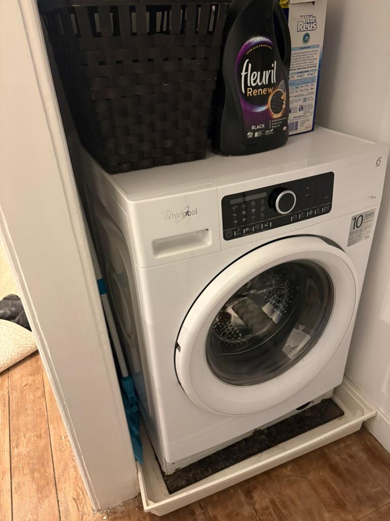 Whirlpool wasmachine, 7kg, 6th sense, Witgoed en Apparatuur, Wasmachines, Ophalen, Zo goed als nieuw, 85 tot 90 cm, 1200 tot 1600 toeren