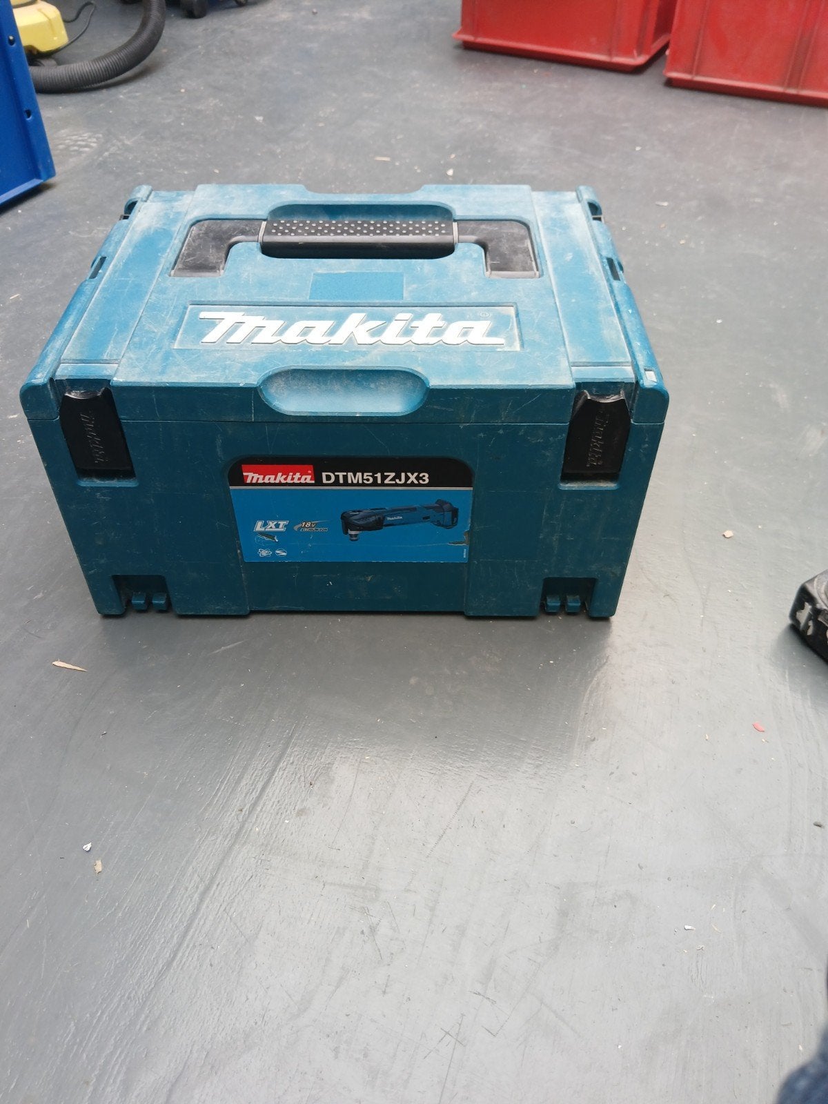 Makita Multitool DTM51ZJX3 - Werkt goed, Ophalen