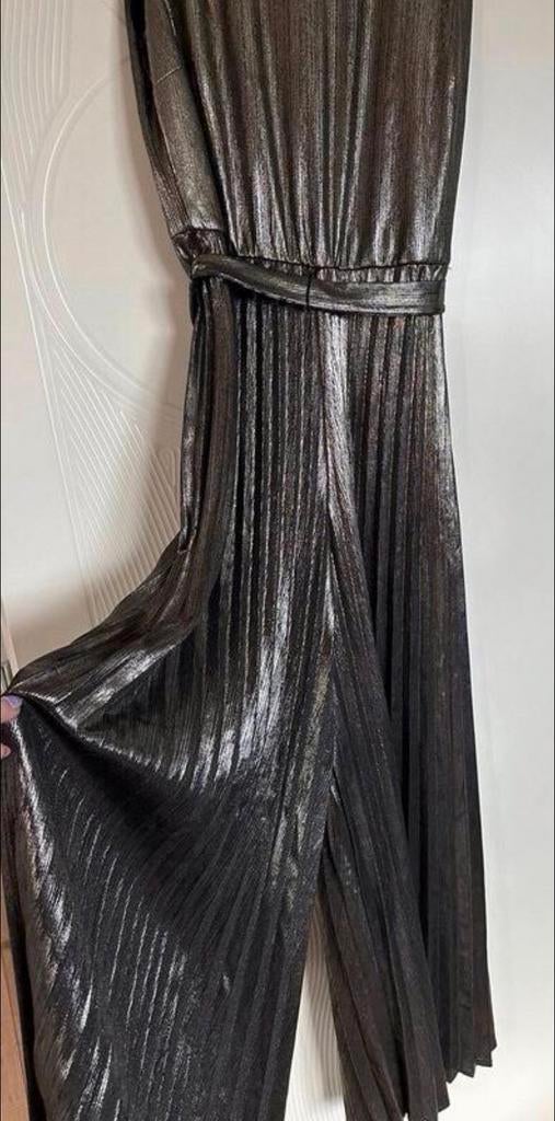 Frank Lyman jumpsuit plissé broek bronskleur metalic M38/40, Kleding | Dames, Jumpsuits, Verzenden, Zo goed als nieuw, Maat 38/40 (M)