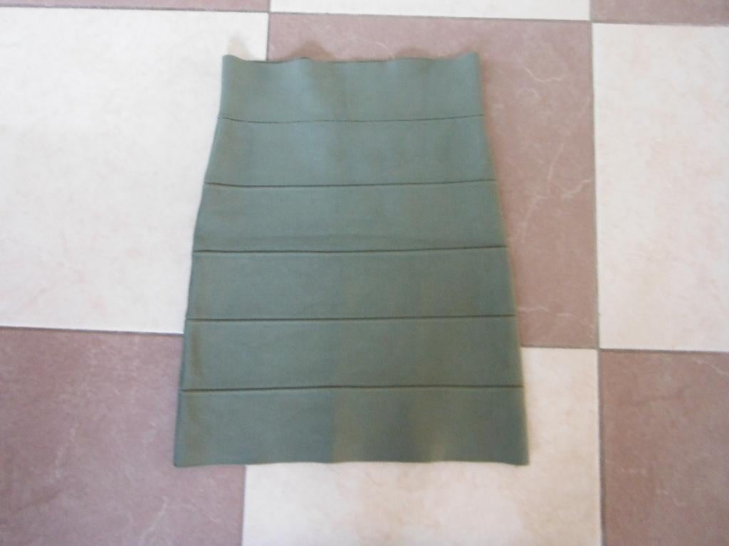 nieuwe legergroene stretch rok, Amor & Psyche, mt S, Verzenden, Nieuw, Maat 36 (S), Groen