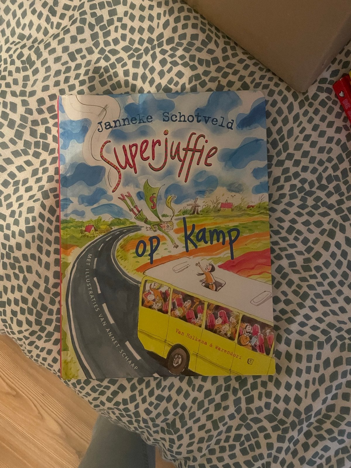 Superjuffie op Kamp - Janneke Schotveld (Leesboek), Boeken, Ophalen of Verzenden, Nieuw, Fictie algemeen