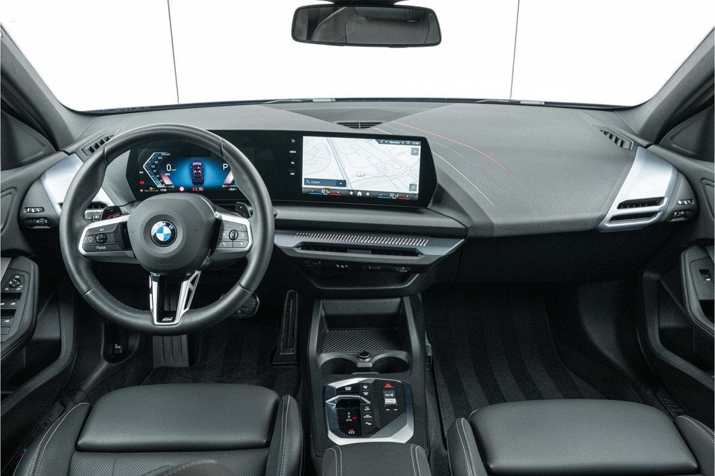 BMW 1 Serie 120 M Sport Automaat / M Adaptief onderstel / Sp, Auto's, BMW, Gebruikt, Overige kleuren, Bedrijf, 19 km/l