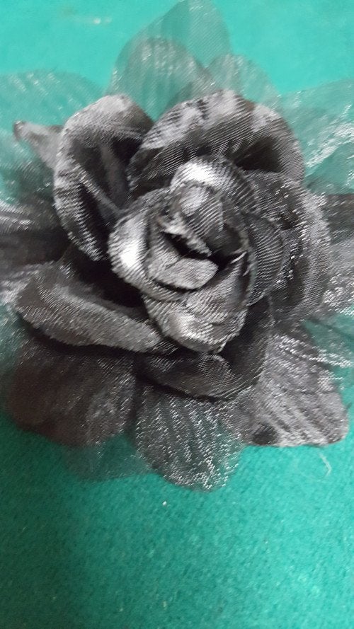 s [260 ]broche , zwart roos, stof, Ophalen of Verzenden, 'T Olde Gre-j, Info@toldegrej.nl, Endepoelstraat 20f Didam