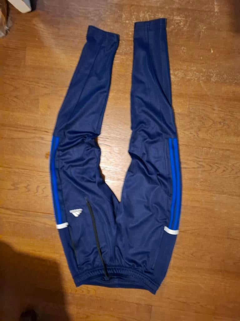 Adidas trainingsbroek maat XS, Kleding | Dames, Ophalen of Verzenden
