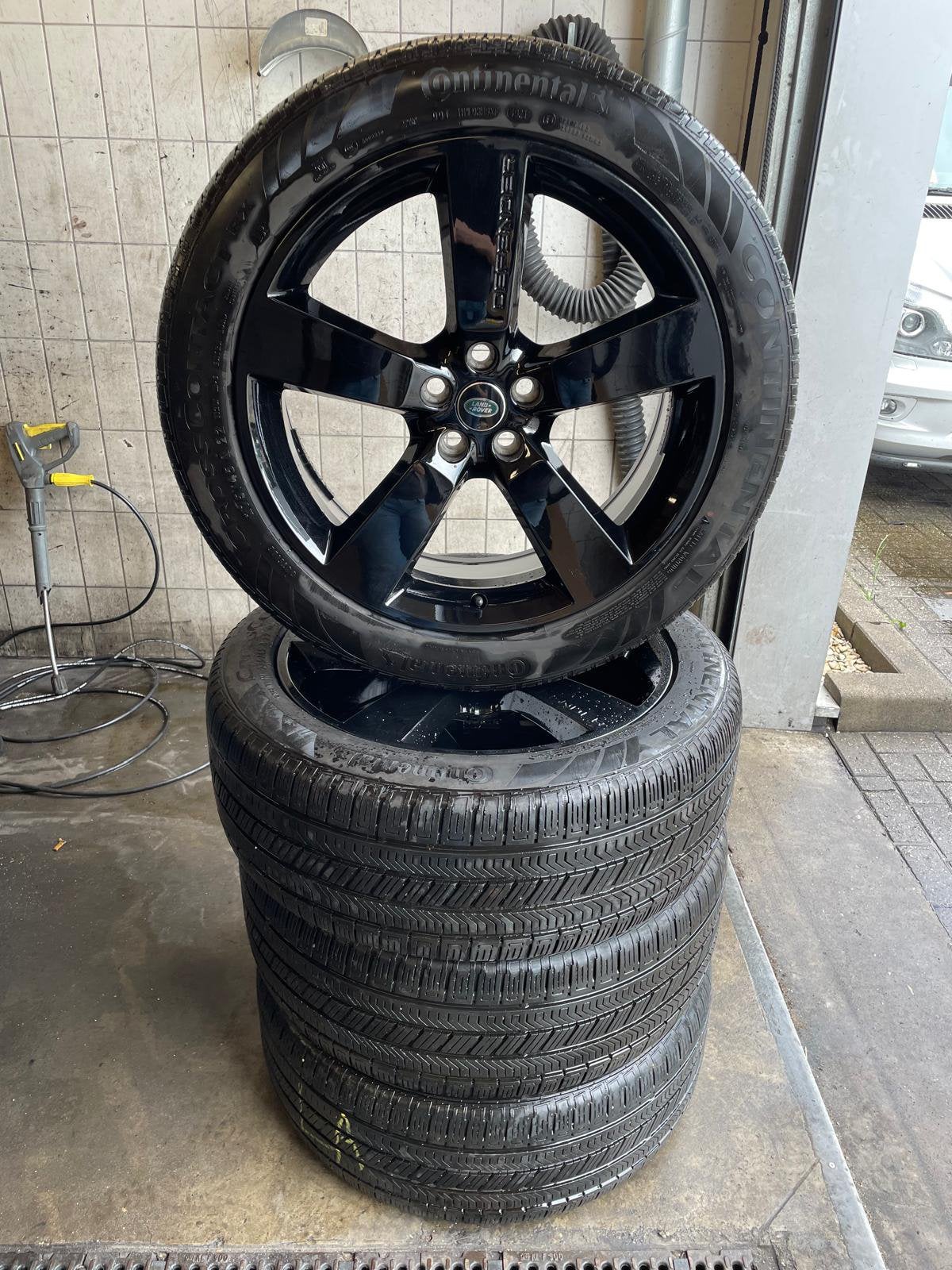 ZGAN Land Rover Defender 22 inch Pirelli zomer set, Ophalen, 275 mm, Nieuw, Overige maten