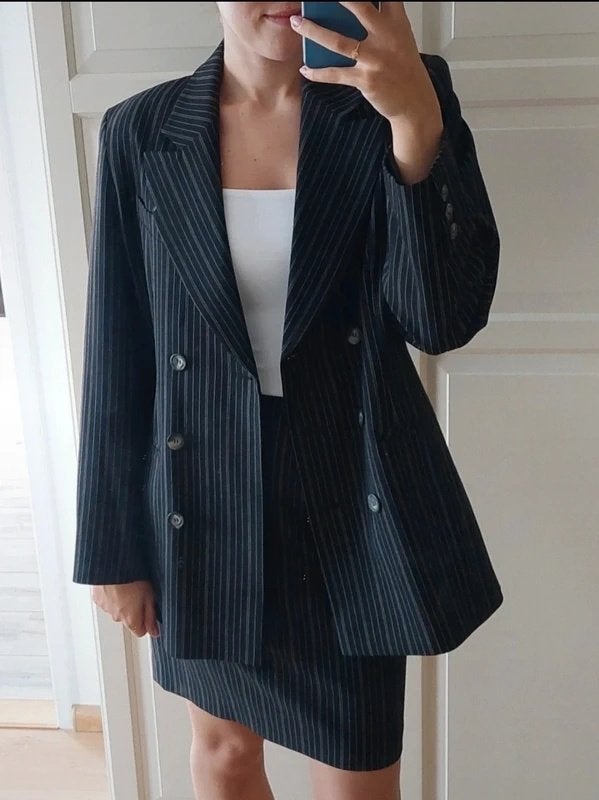 dames mantelpak krijtstreep, Kleding | Dames, Ophalen, Zo goed als nieuw, Maat 38/40 (M), Zwart