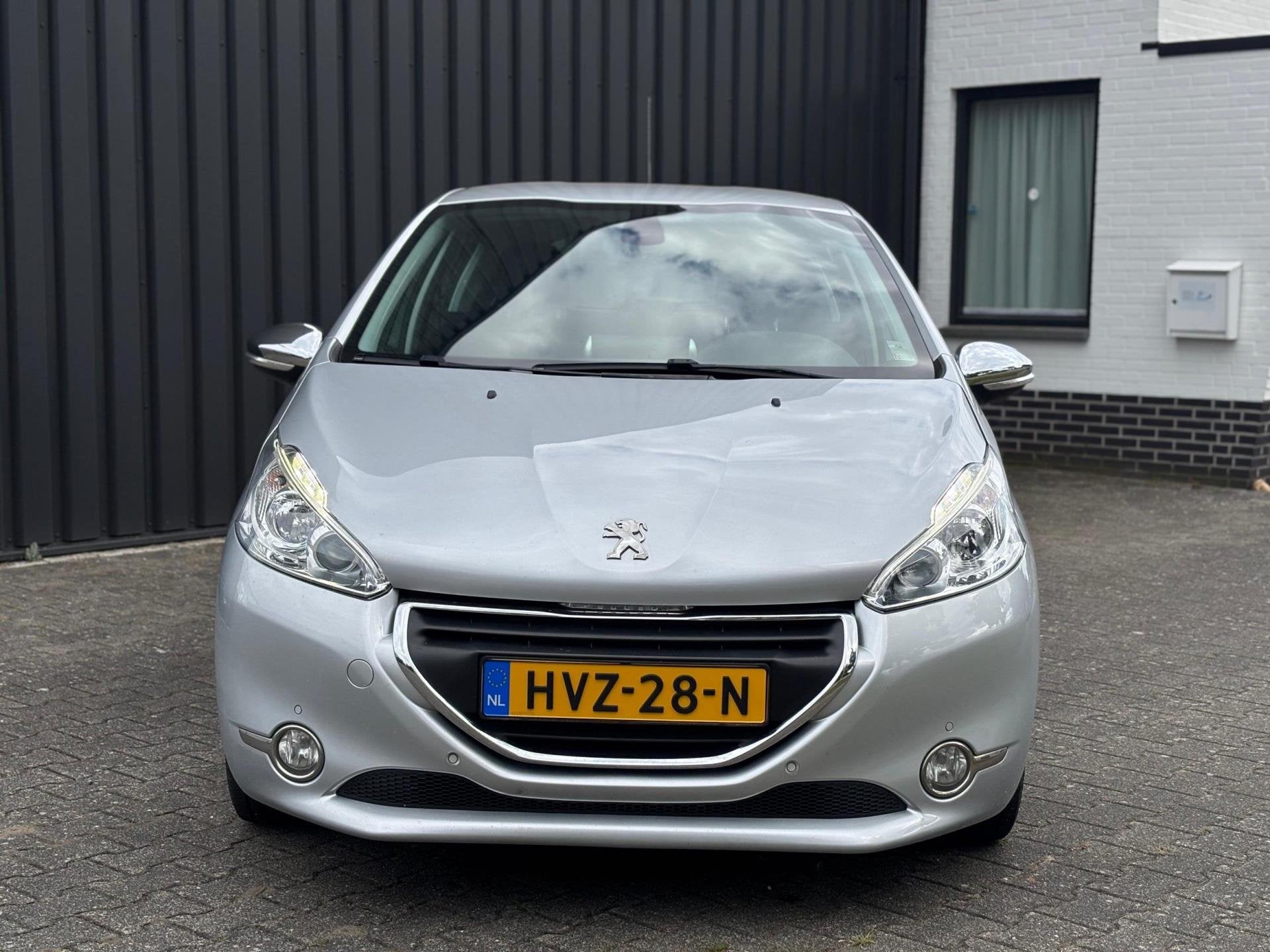 Peugeot 208 1.6 VTi Allure, Auto's, Peugeot, Euro 5, Gebruikt, Bedrijf, 1065 kg