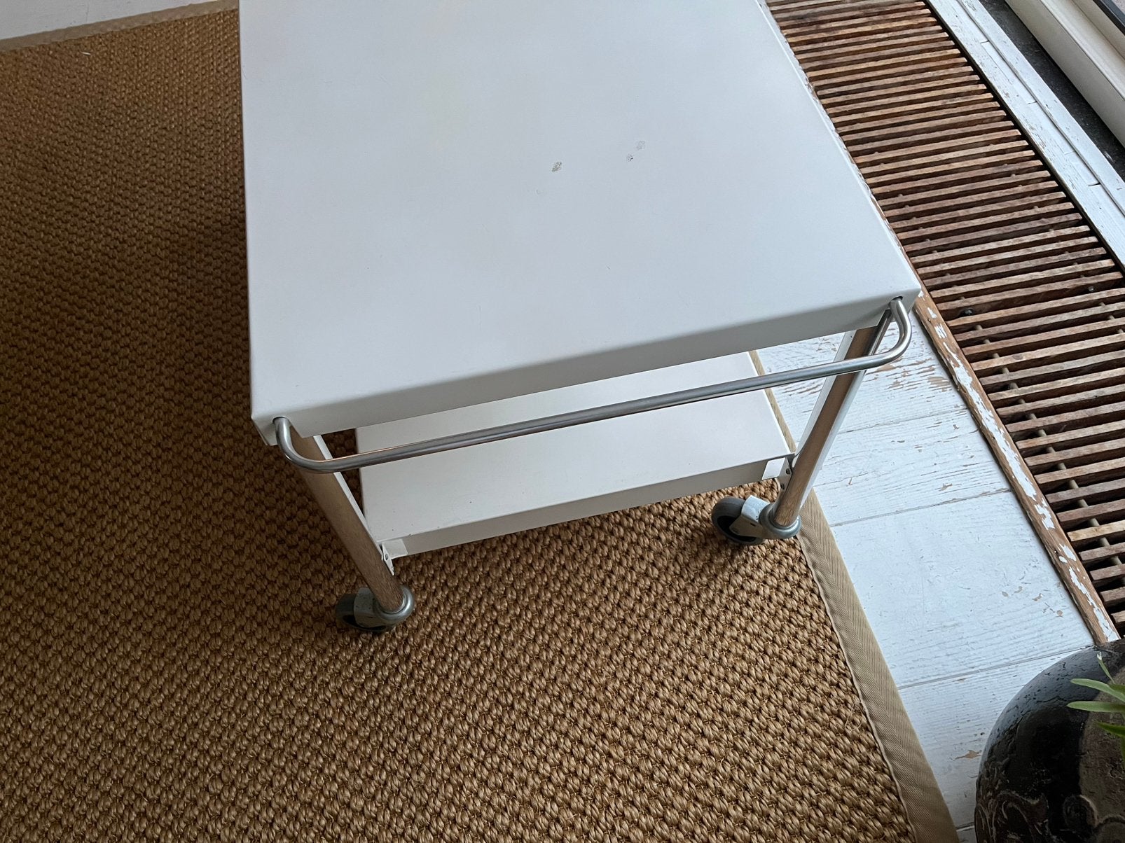 Meubel voor tv of boeken op wieltjes, Ophalen, Modern en vintage, 50 tot 100 cm, Zo goed als nieuw