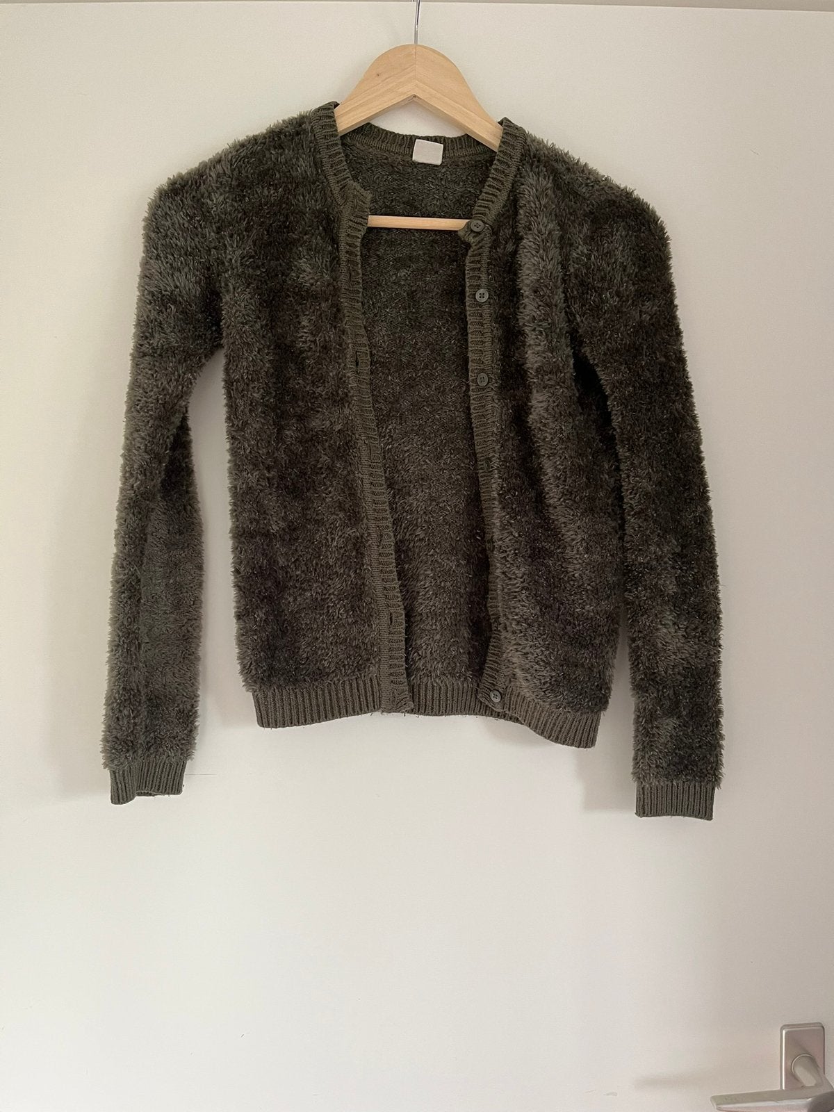 Donkergroen / groen / khaki teddy vest, maat 146/152 Hema, Ophalen of Verzenden, Zo goed als nieuw, Meisje, Trui of Vest