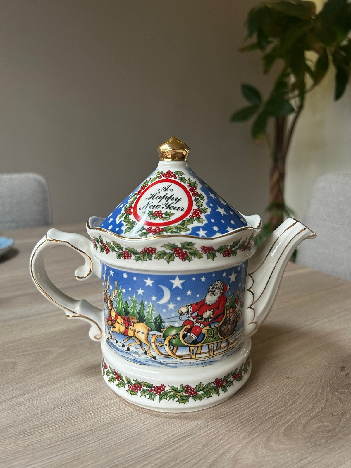 Theekan Christmas Sadler, Diversen, Ophalen