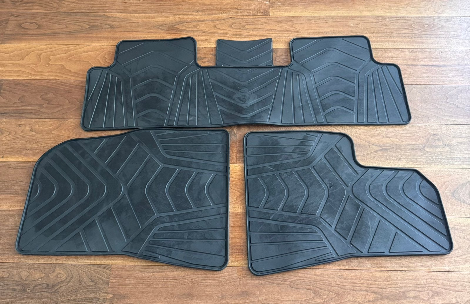 Rubberen matten Tesla 3, Ophalen, Gebruikt