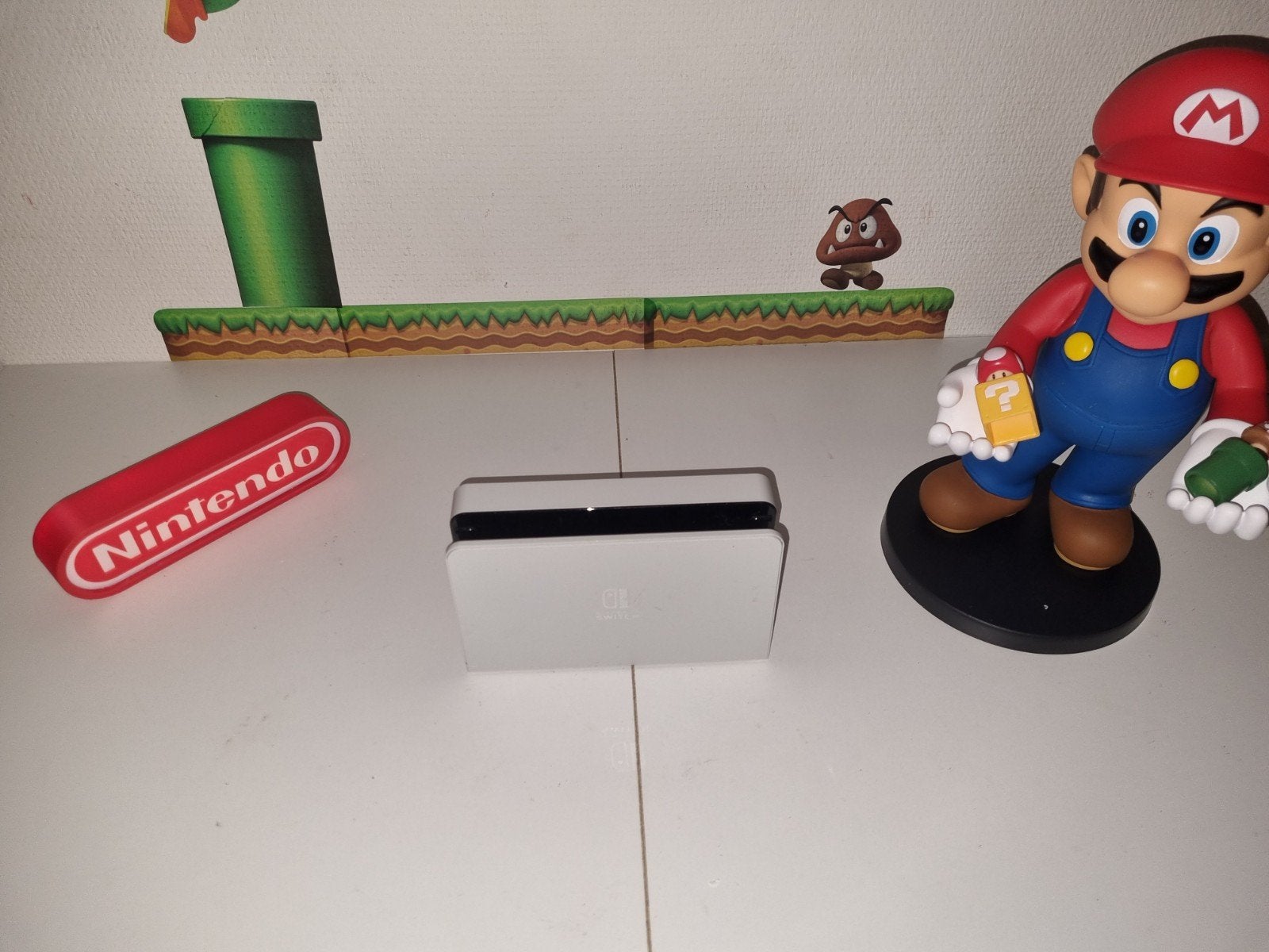 Nintendo Switch OLED Dock - Zo goed als nieuw, ZONDER KABELS, Spelcomputers en Games, 1 speler, Ophalen of Verzenden, Vanaf 3 jaar