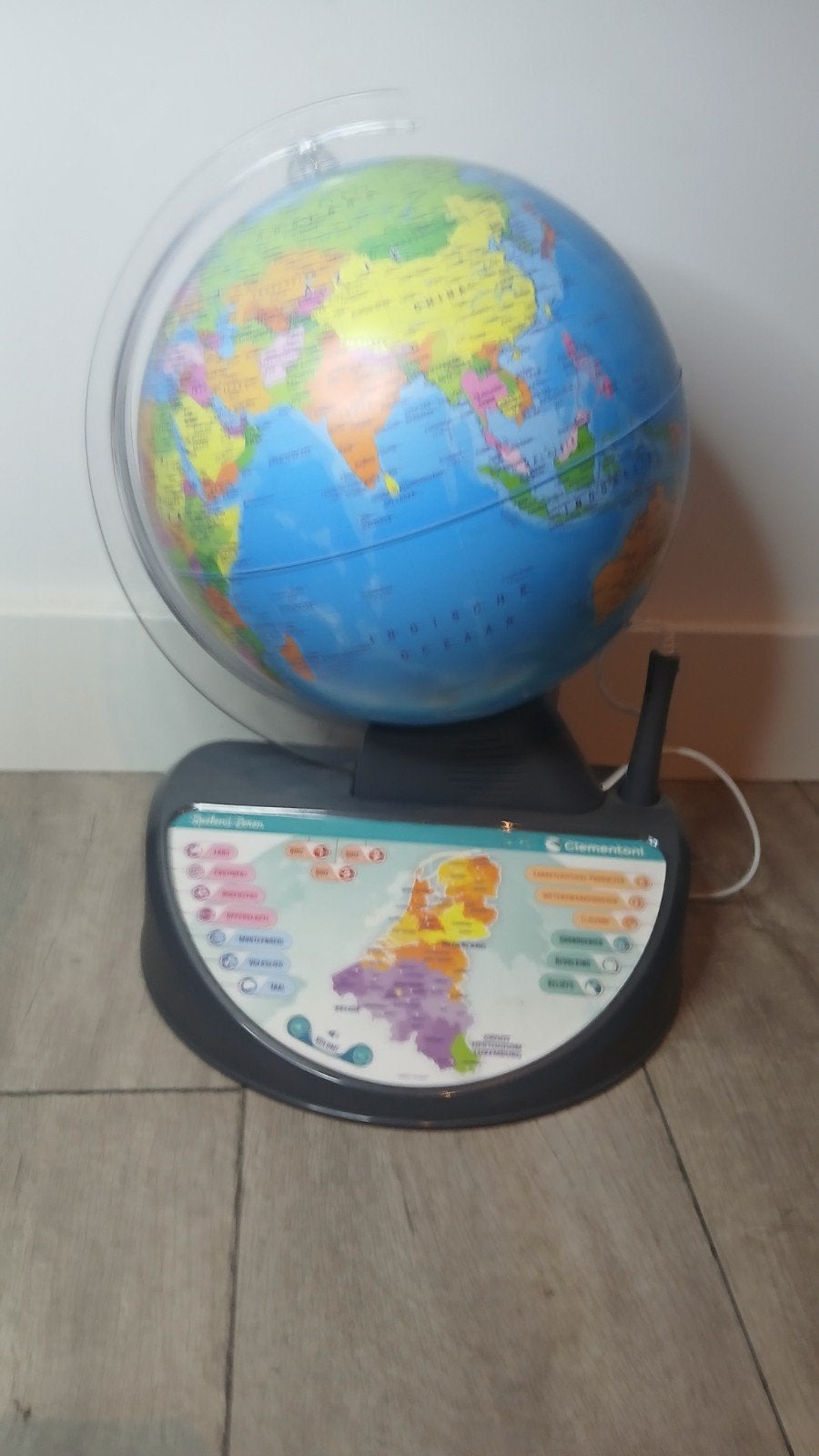 Clementoni Interactieve Wereldbol - Spelend Leren, Ophalen