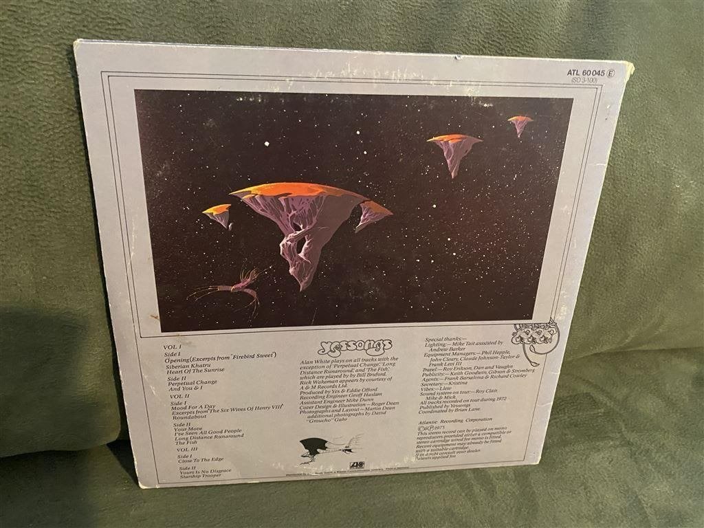 Yes - Yessongs 3 delig vinyl [762], Verzenden, Zo goed als nieuw, 12 inch, Poprock