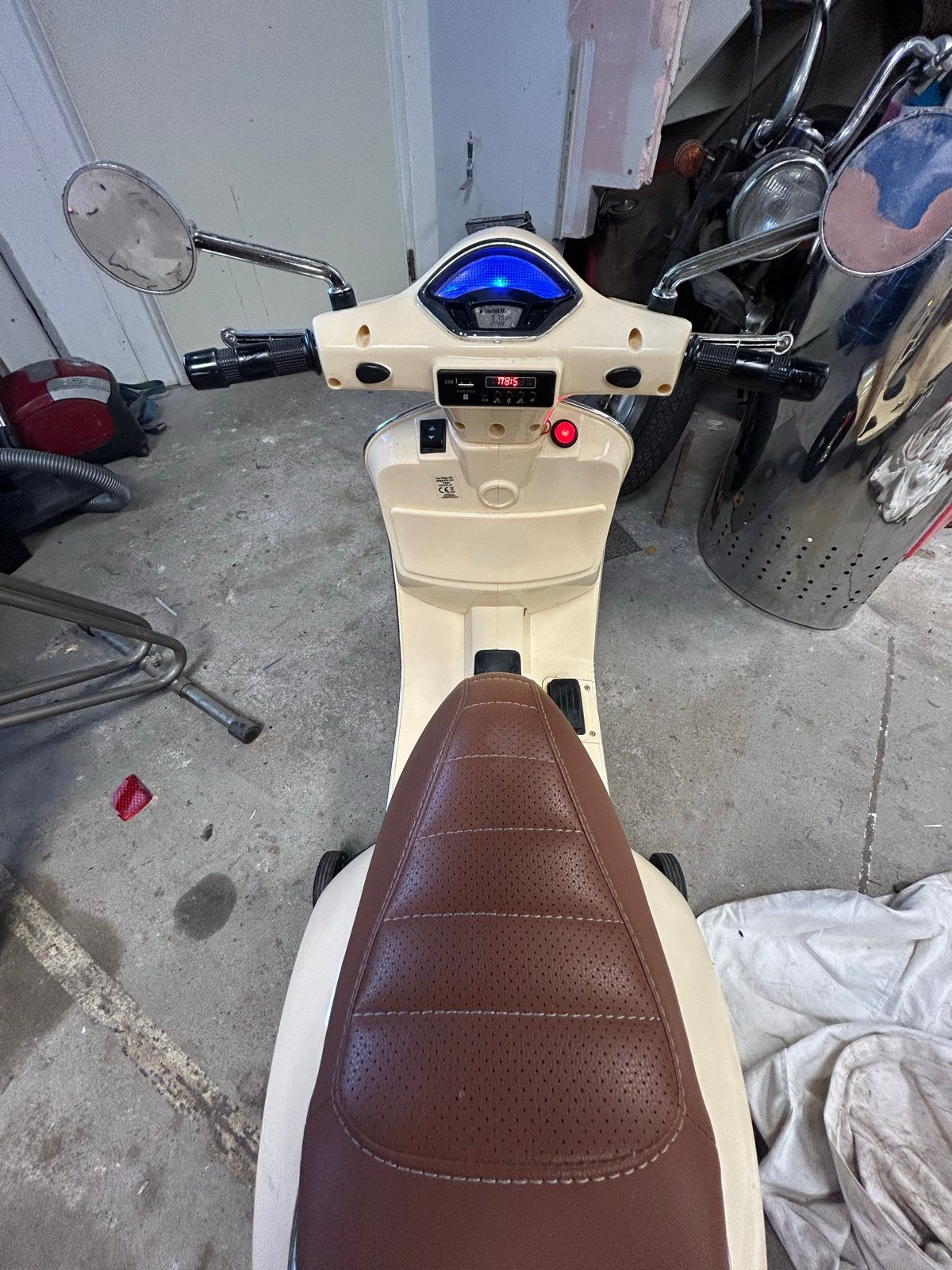 Kinder Vespa - Elektrische Scooter voor Kinderen, Ophalen, Gebruikt, Overige typen