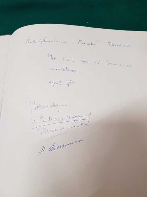-	Boek atlas van de nederlandse marktsteden, Ophalen of Verzenden