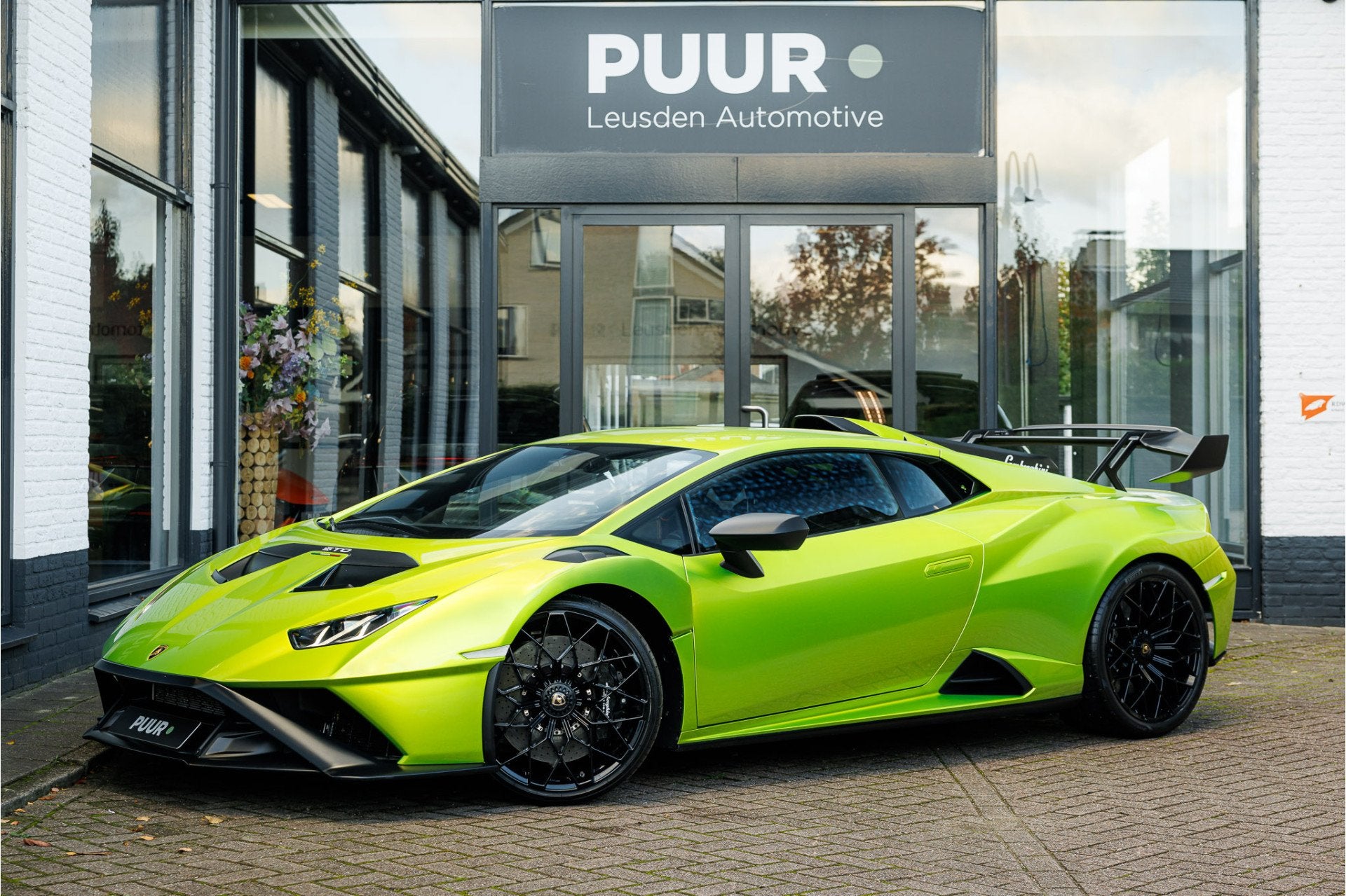 Lamborghini Huracan STO 5.2 V10 'Selezione Lamborghini Warra, Auto's, Automaat, Achterwielaandrijving, Gebruikt, Zwart