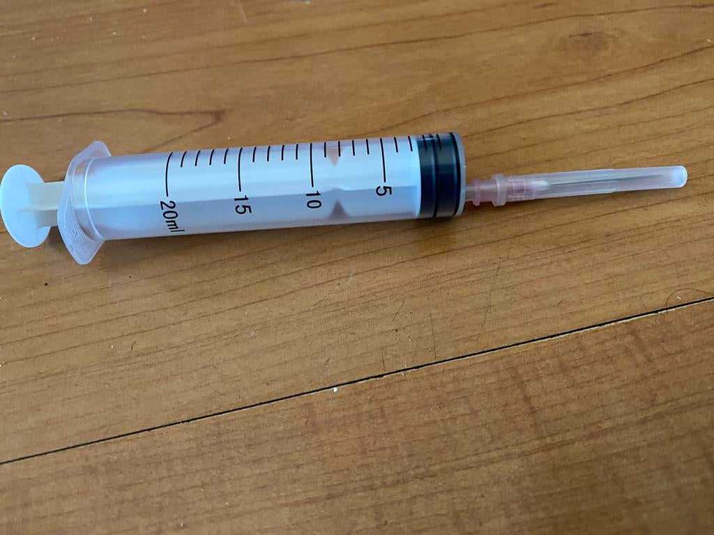 20ml injectiespuiten naald 45 stuks , nieuw steriel verpakt, Ophalen of Verzenden, Nieuw