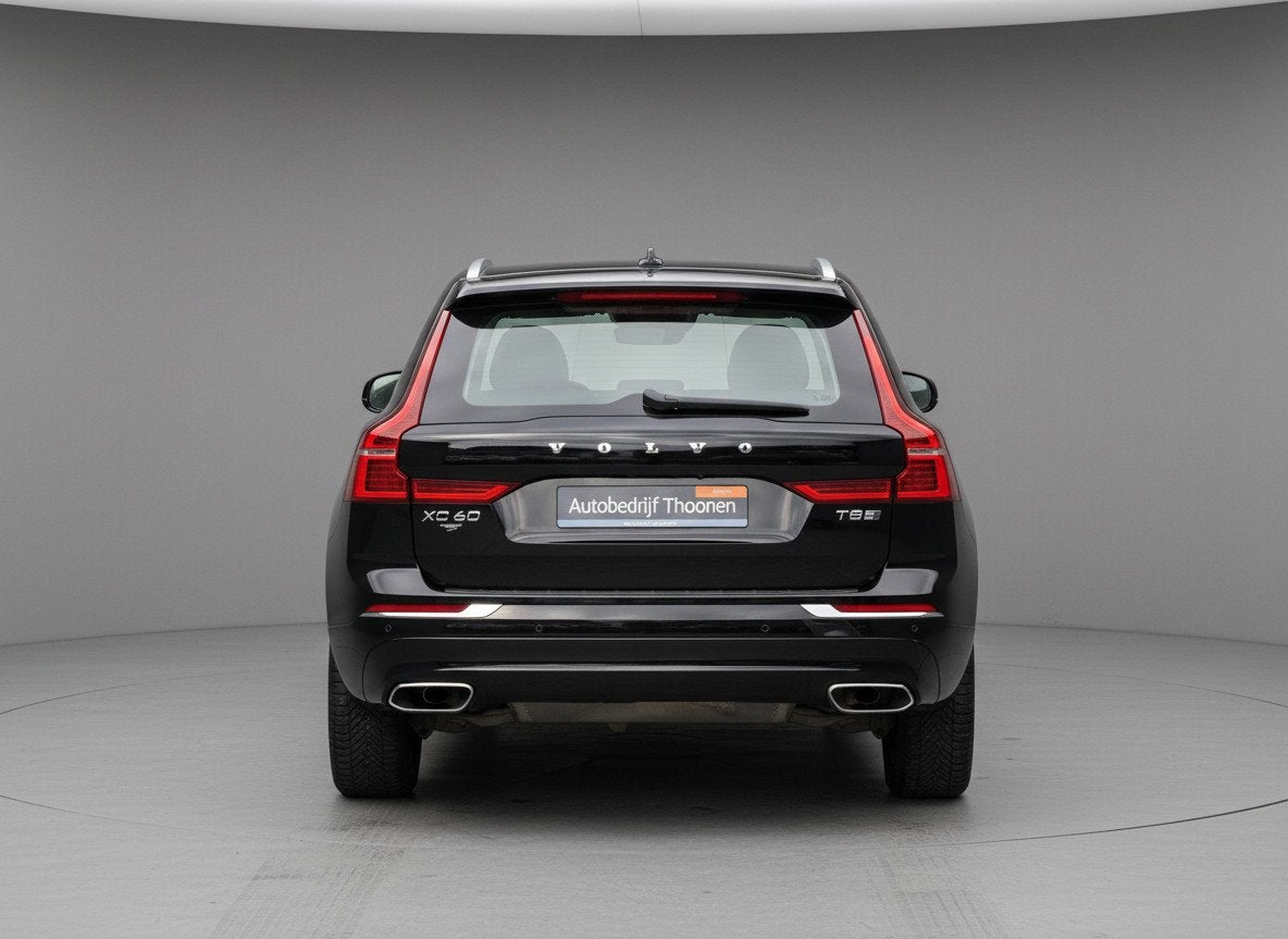 Volvo XC60 2.0 T8 Twin Engine AWD Inscription (bj 2018), Auto's, Automaat, Gebruikt, Euro 6, 4 cilinders