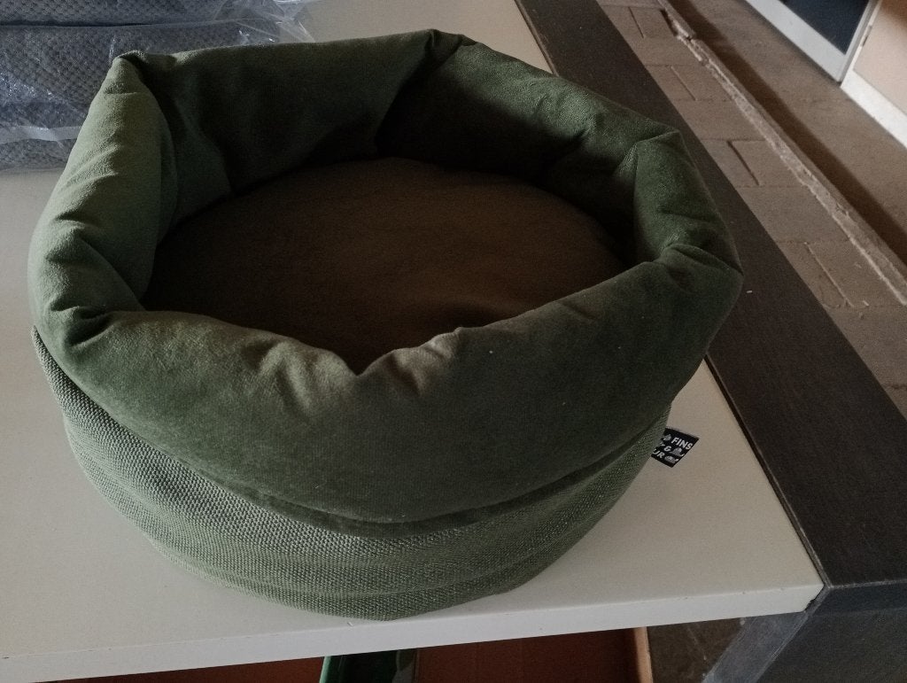 Nieuw groen kattenmandje, Ophalen, Nieuw, Polyester