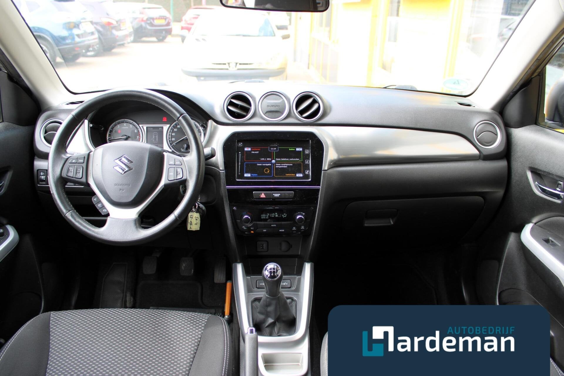 Suzuki Vitara 1.6 Exclusive Navi Carplay Cruise, Auto's, Voorwielaandrijving, Euro 6, 4 cilinders, 400 kg