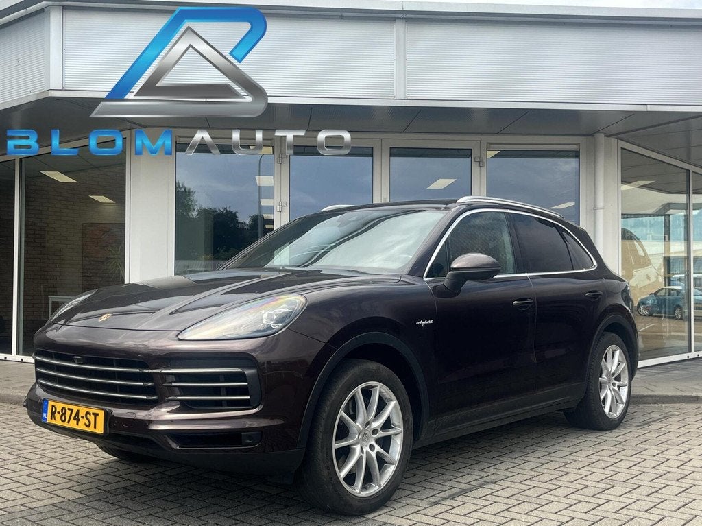 Porsche Cayenne 3.0 E-Hybrid 463PK PANO+CARPLAY+CHRONO+TREKH, Auto's, Porsche, Automaat, Cayenne, Euro 6, 2995 cc