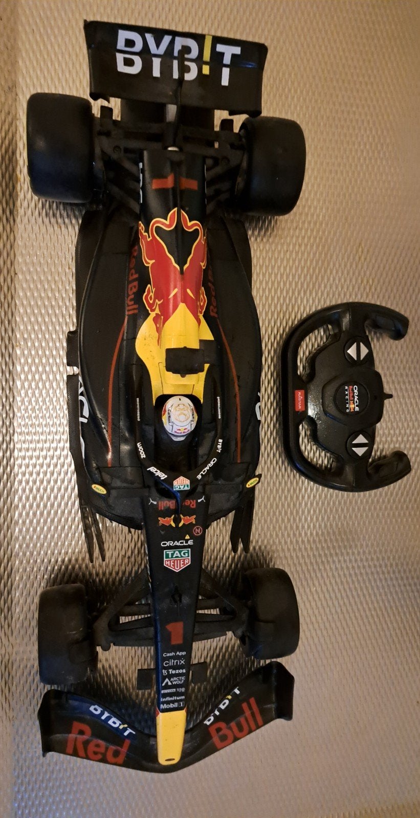 Oracle Red Bull Racing F1 RC, Ophalen, Formule 1