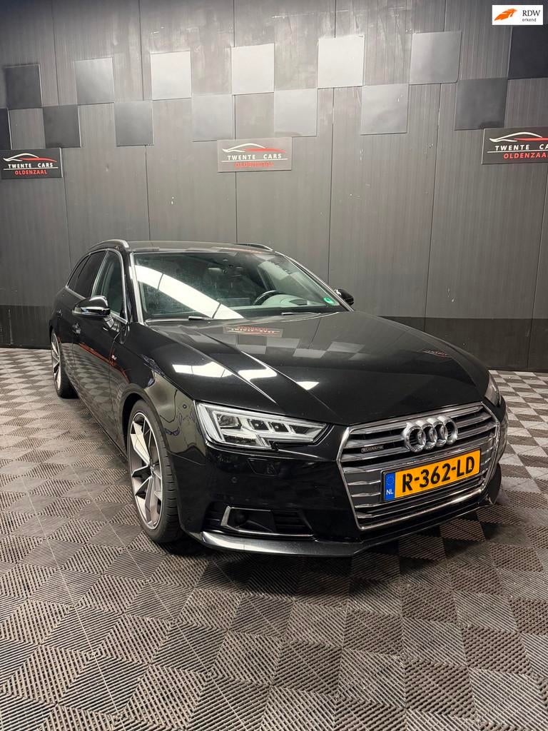 Audi A4 Avant 2.0 TFSI quattro S Line | Headup | Led | Navi, Auto's, Audi, Bedrijf, Te koop, A4, 4x4, ABS, Airbags, Airconditioning