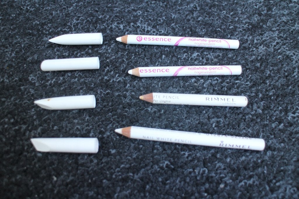4x WITTE OOGPOTLODEN ( RIMMEL & ESSENCE), Gebruikt, Ogen, Wit, Ophalen of Verzenden