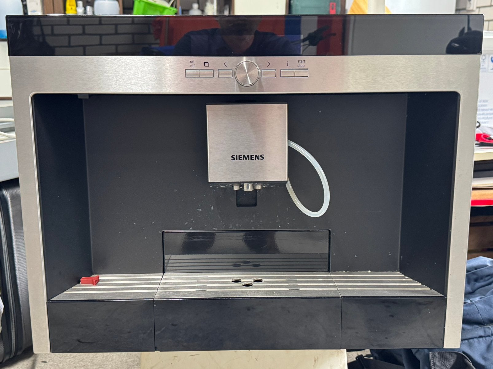 Siemens inbouw koffiemachine, Witgoed en Apparatuur, Koffiezetapparaten, Afneembaar waterreservoir, Gebruikt, 10 kopjes of meer