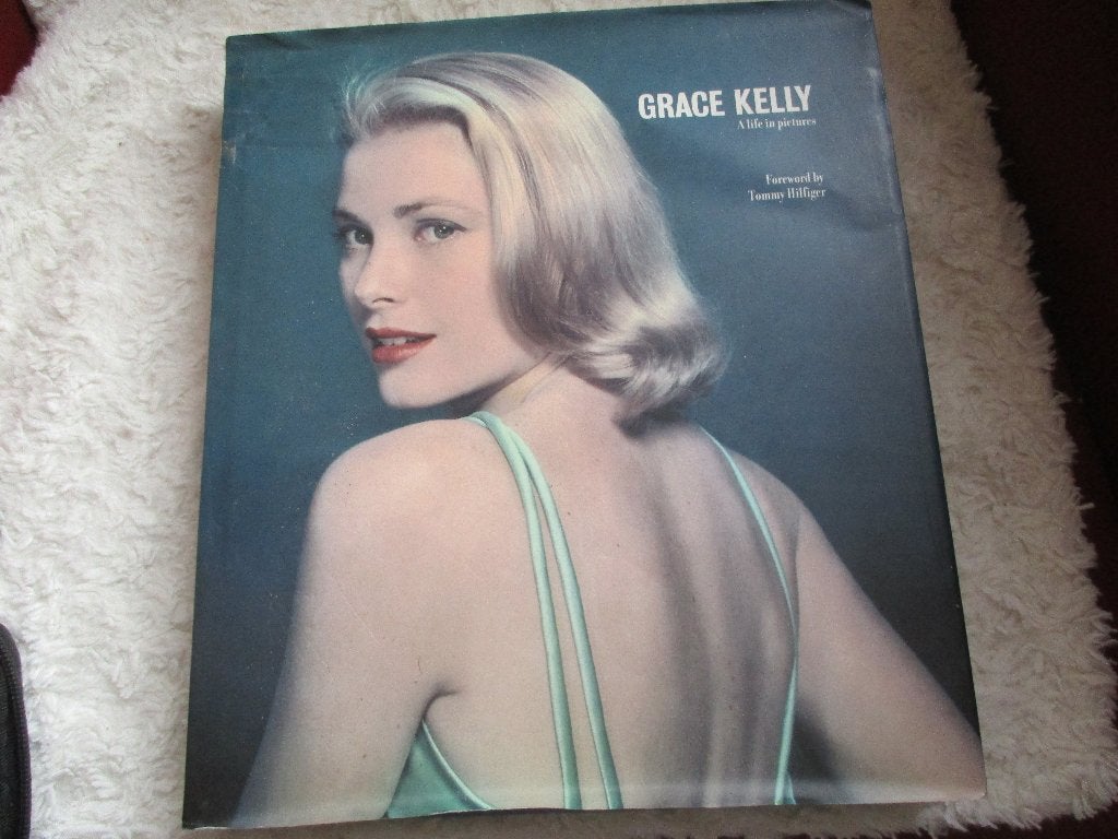 boek Grace Kelly, Ophalen of Verzenden, Gelezen