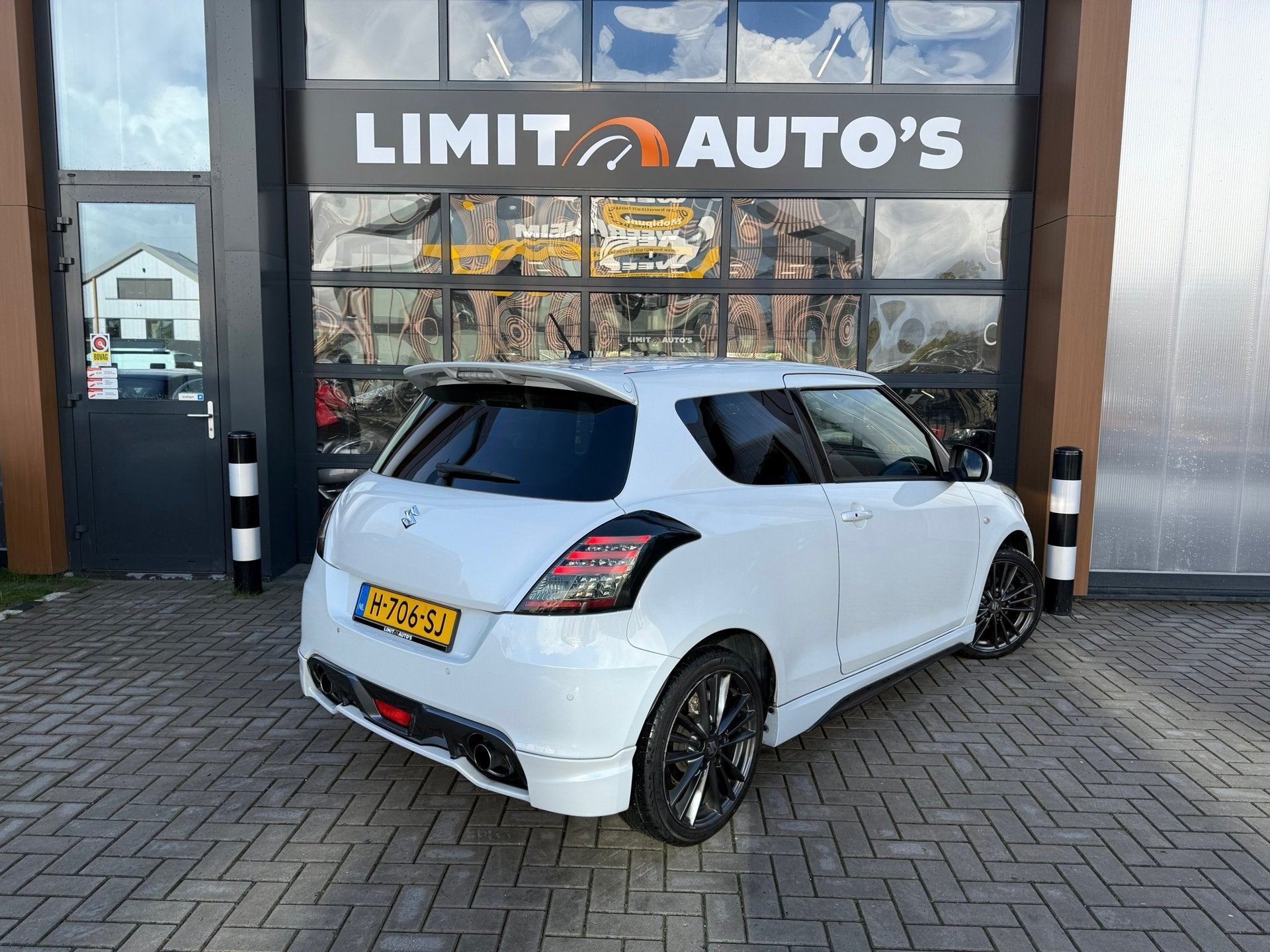 Suzuki Swift 1.6 Sport Climate/Cruise/Keyless/St.verwarming/, Auto's, Voorwielaandrijving, Euro 5, Gebruikt, 4 cilinders