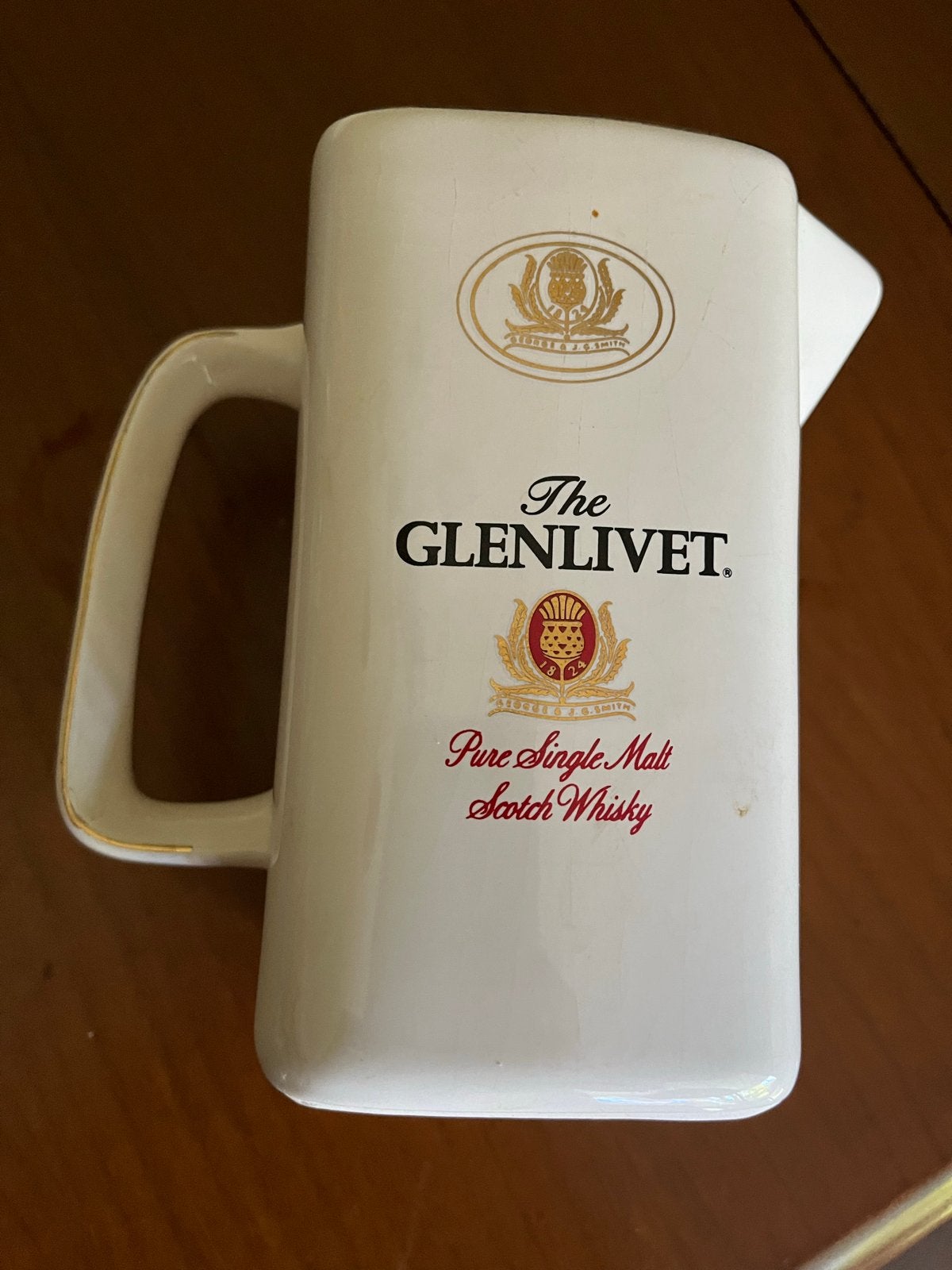 The Glenlivet keramische mok - Jaren '80/'90 whisky merchand, Verzamelen, Ophalen of Verzenden, Gebruikt, Overige typen