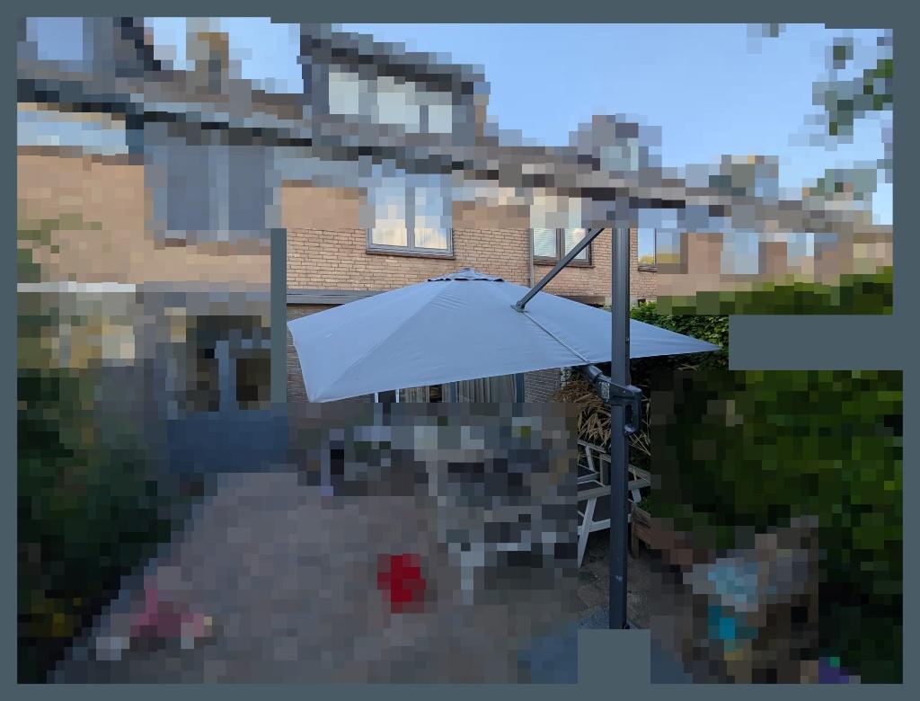 Complete zweefparasol van Garden Impressions., Tuin en Terras, Ophalen, Gebruikt, Zweefparasol, Verstelbaar