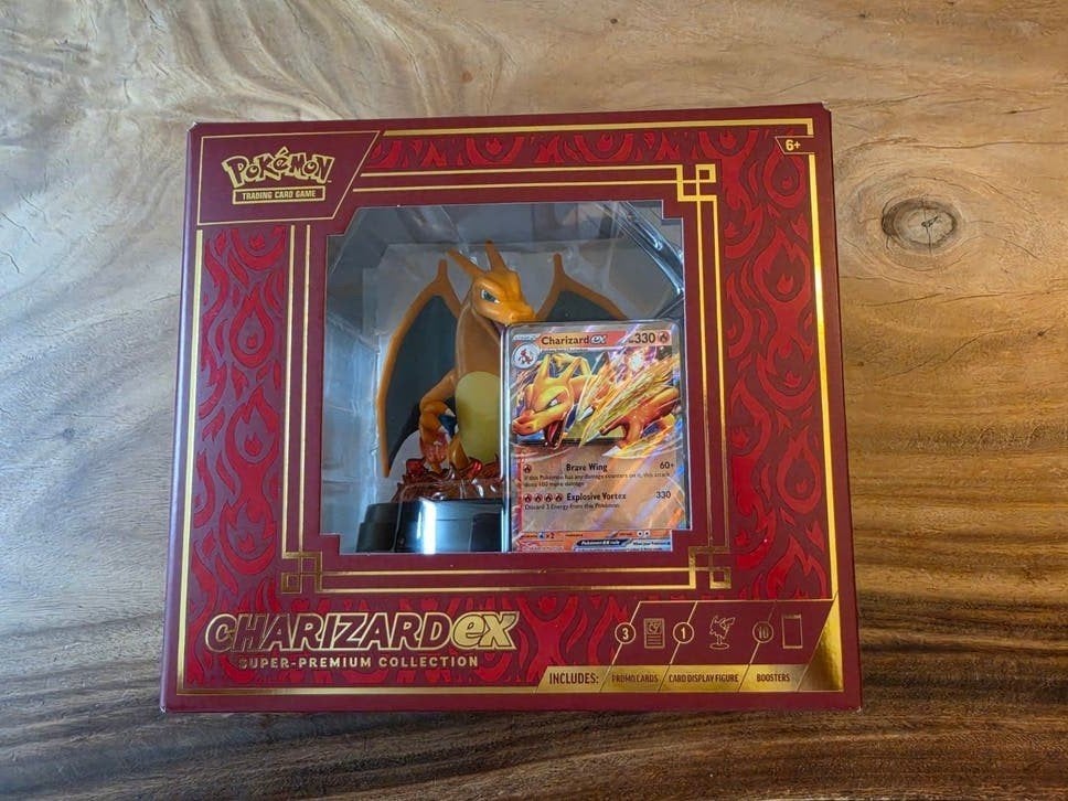 Charizard ex Super Premium Collection (zonder boosterpacks), Hobby en Vrije tijd, Ophalen of Verzenden, Nieuw, Overige typen