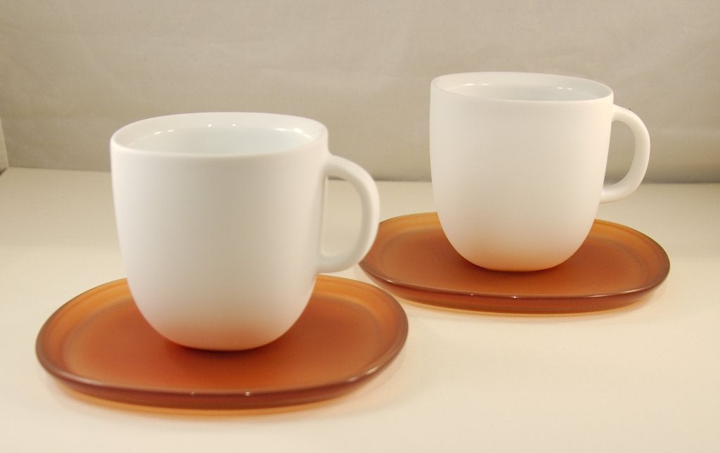 2 Nespresso kop en schotels