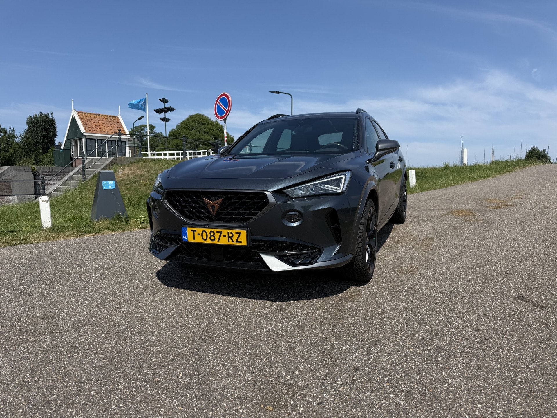 CUPRA Formentor 1.4 e-Hybrid Business bj juni2021/panoramada, Auto's, Gebruikt, 4 cilinders, Formentor, Leder en Stof