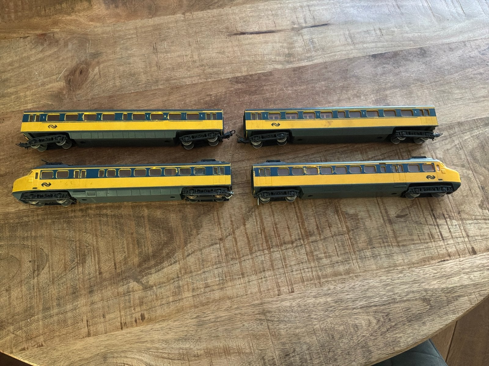 Lima NS Hondekop Treinstel - 4 Delig - Gebruikt, Hobby en Vrije tijd, Modeltreinen | H0, Gelijkstroom, Ophalen of Verzenden, NS